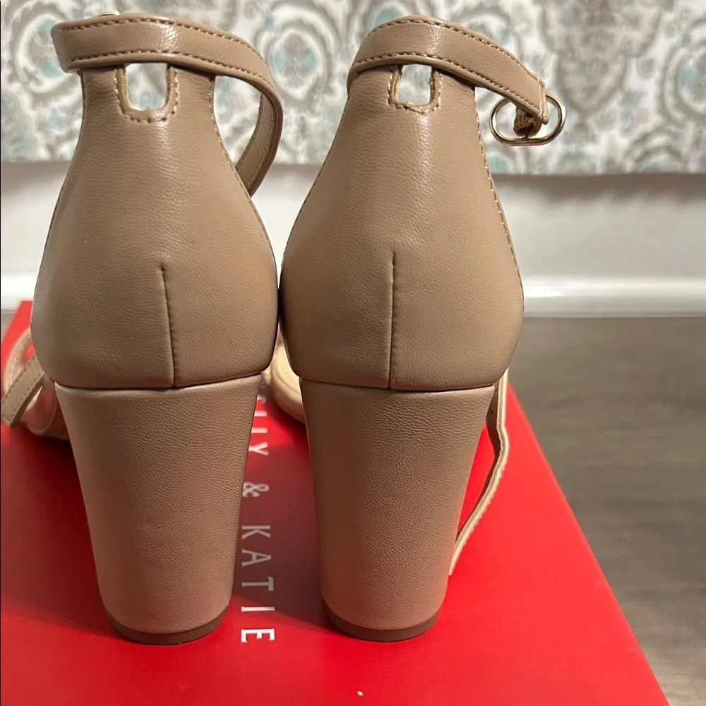 Kelly & Katie Hailee Beige Ankle-Strap Block Heel Sandals - Picture 7 of 9